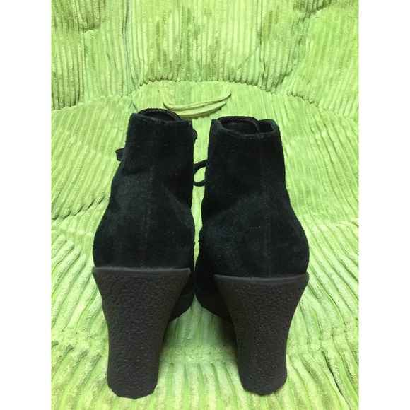 Franco Sarto Black Suede Ankle Boot Wedges Made In Brazil - Women Size 6 - Picture 4 of 9